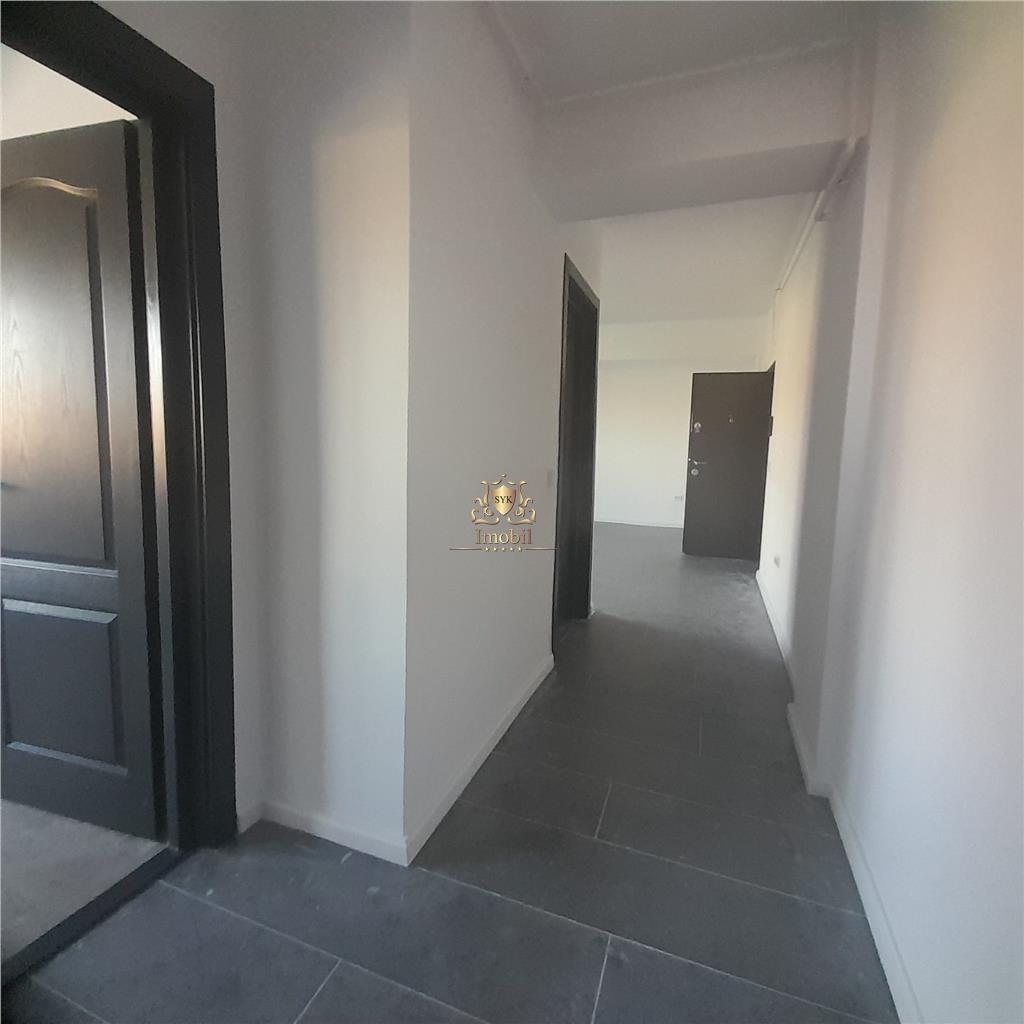Apartament 3 camere spatios la doar 78000 euro! 5 minute de Lidl Poitiers. Vila cu 6 apartamente! - Iasi