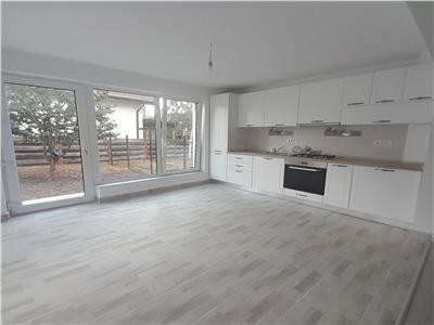 Apartament 3 camere LUX cu bucatarie mobilata si 151mp teren- Popas Pacurari linga Mega Image.