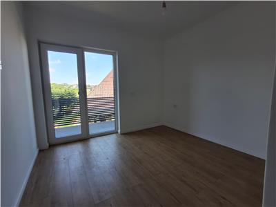Casa 4 camere si 3 balcoane teren Visani !