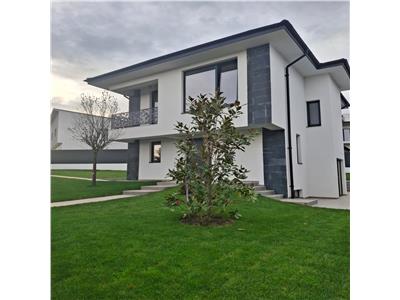 Casa de LUX construita si finisata impecabil! 4 camere -dresing- Bucium Visani.Tva inclus!
MUTARE IMEDIATA!