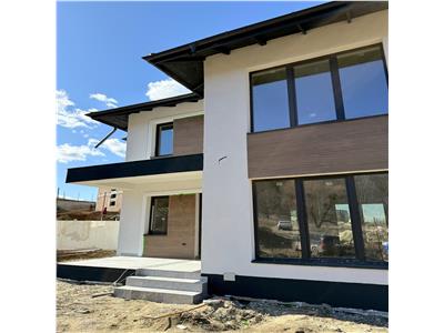Rate la dezvoltator -  Vila cu etaj 4 camere la  intrare in  Barnova cu priveliste panoramica! Tva inclus.