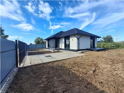 Casa parter la pret de apartament  Bucium -Visani! Mutare imediata!